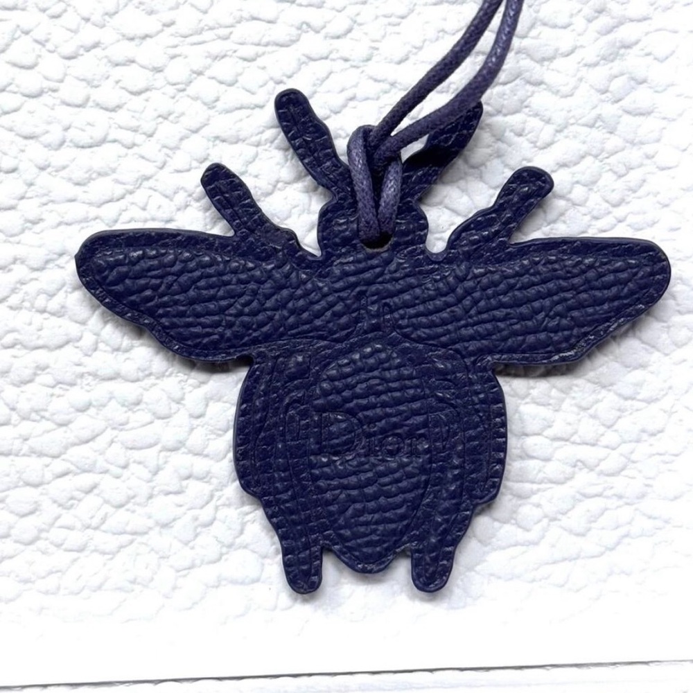 Dior Charms w Box - Picture 2 of 9
